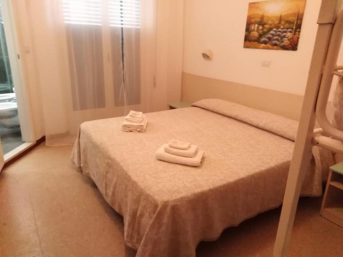 Hotel Jupiter Cattolica Buitenkant foto